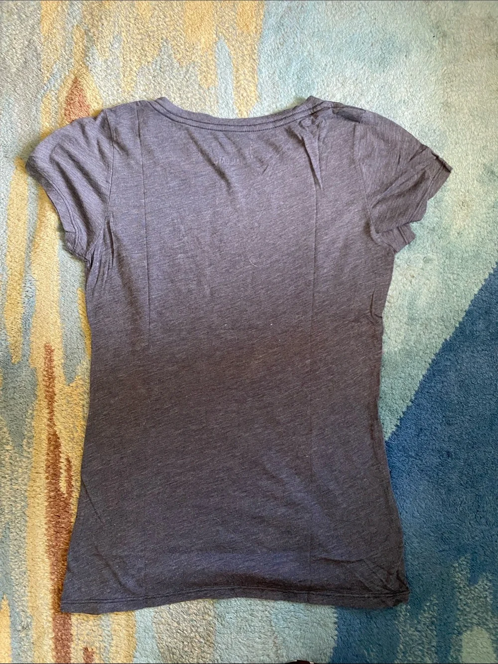 Abercrombie & Fitch Heather Gray Wisconsin Badgers College Tee Size Medium - Picture 3 of 3
